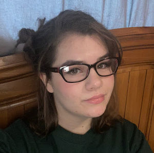 Meet your Posher, Amelia